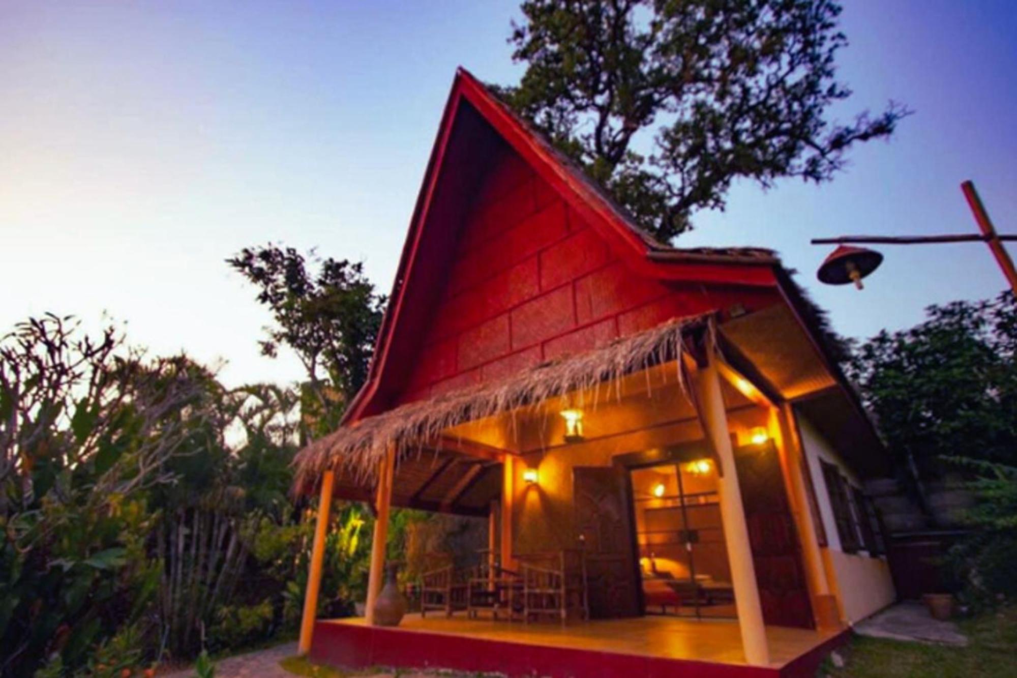 Old Tree'S House Hotel Mae Ai Exterior foto